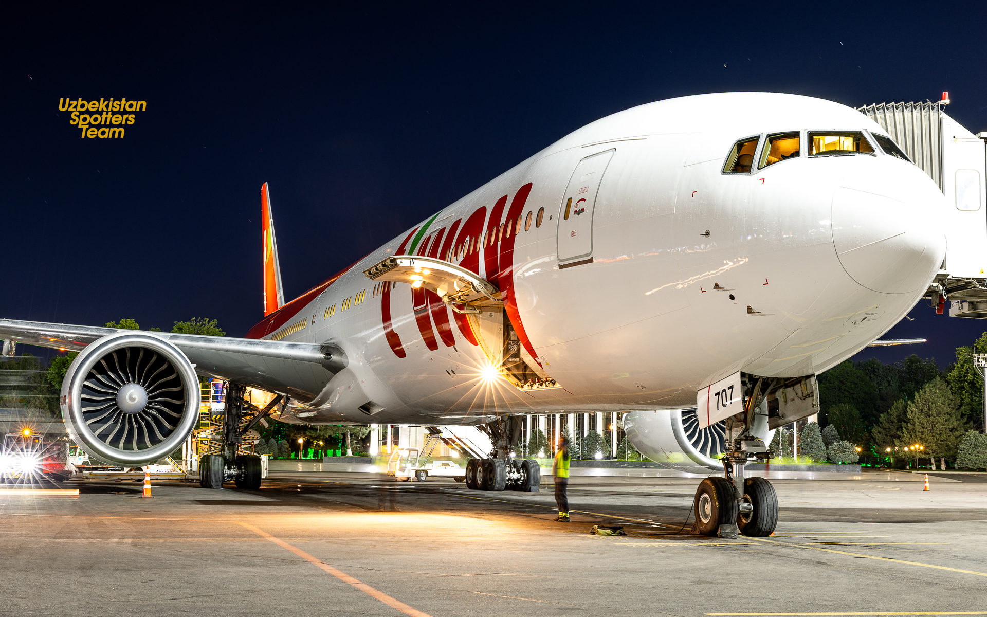 Janubiy Koreyaning arzon aviakompaniyasi T'way Airning Seul &ndash; Toshkent &ndash; Seul yo&lsquo;nalishidagi birinchi muntazam yo&lsquo;lovchi aviareysi.