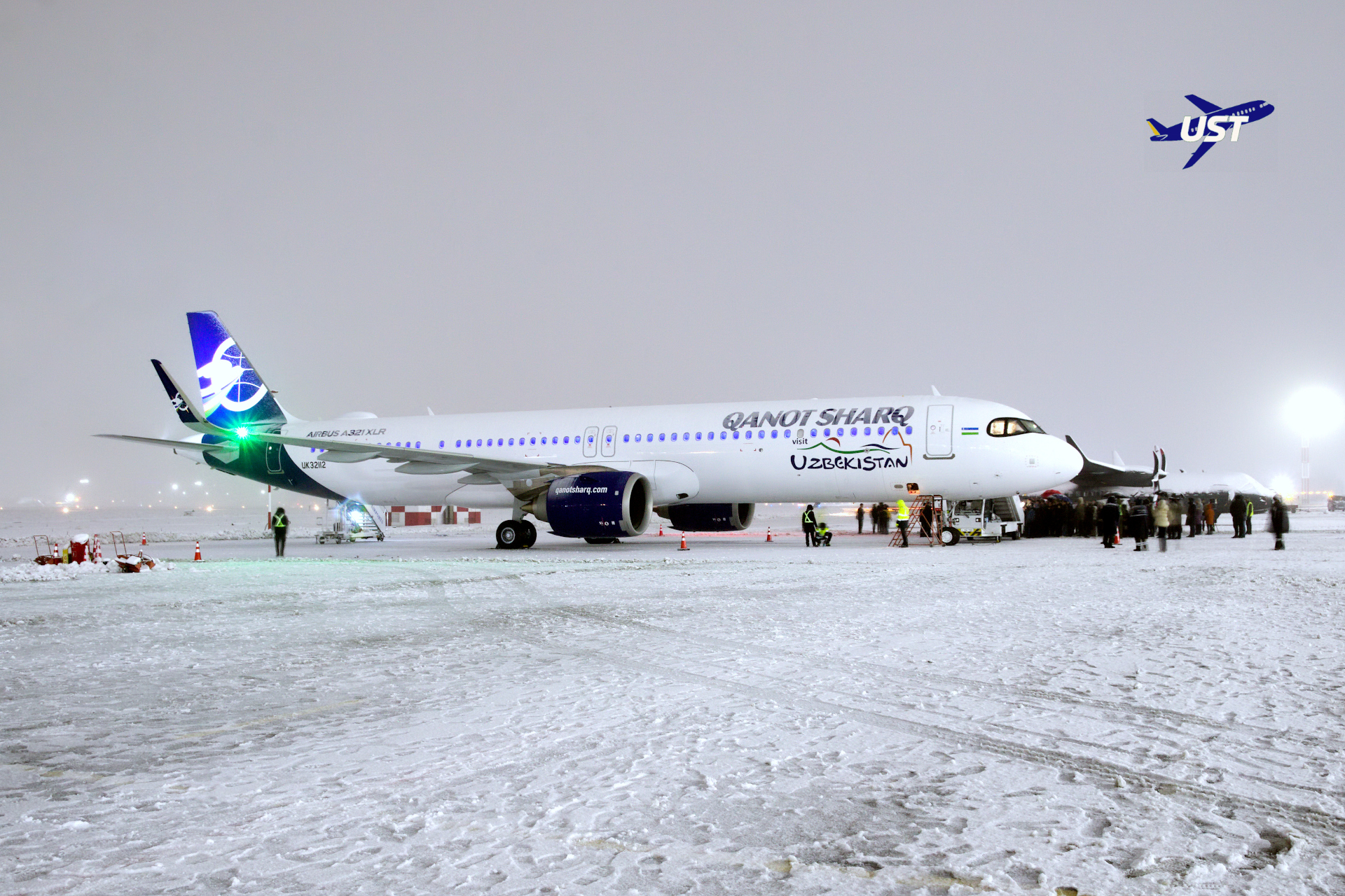 2025 yil 20 dekabr kuni Toshkent🇺🇿  aeroportida spotterlar va jurnalistlar MDH hamda Markaziy Osiyo mamlakatlarida orasida ilk bor Airbus A321XLR havo kemasini kutib olishdi.