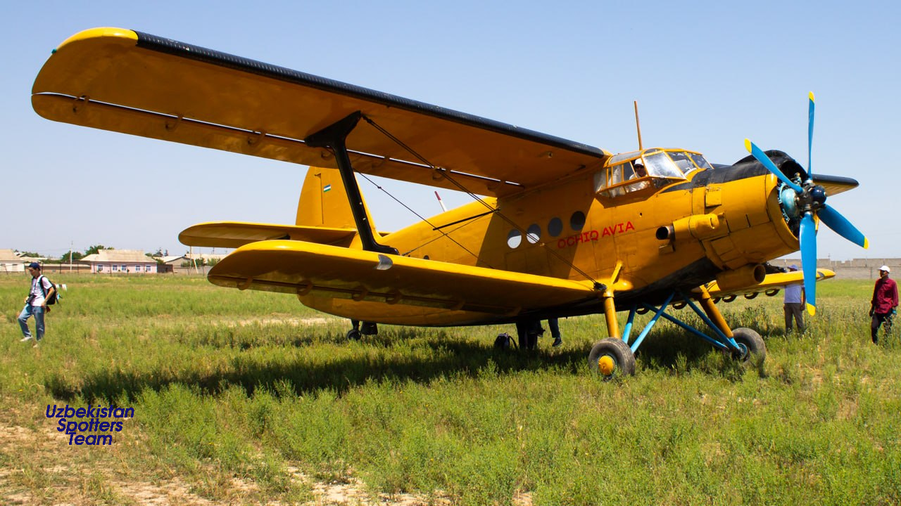 An-2 UK20001 Ochiq Avia, UZTS