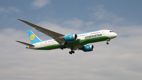 Uzbekistan Airways Boeing B787-8 UK78702